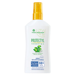 Spray-ul Protectyl Vegetal 50+ de la Yves Rocher protejează pielea datorită indicelui 50+ pentru protecţie foarte ridicată. 