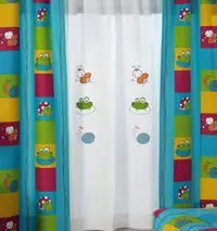 Draperii broscute pentru camera copilului Draperii broscute pentru camera copilului